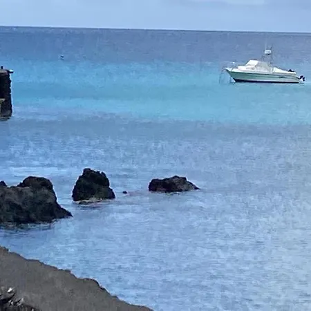 펜션 Eterna Primavera, A 40m De La Piscina Natural Punta Mujeres