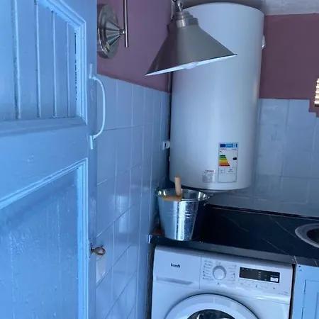 Eterna Primavera, A 40m De La Piscina Natural 펜션