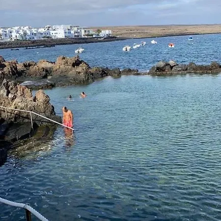 Eterna Primavera, A 40m De La Piscina Natural 度假居 Punta Mujeres